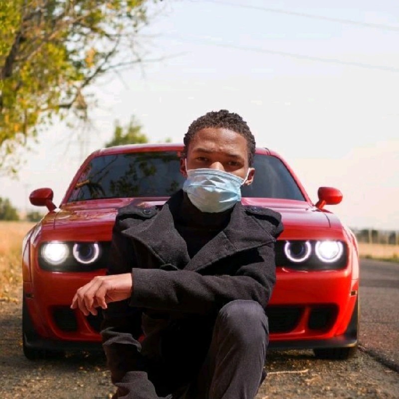 Sebastian Van Rooyen at deception pass bridge